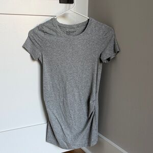 GAP Maternity Pure Body Heather Gray Crewneck T-Shirt